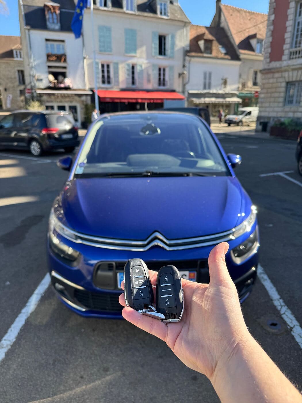 Clé mains libres de voiture réalisée sur place à Rambouillet
